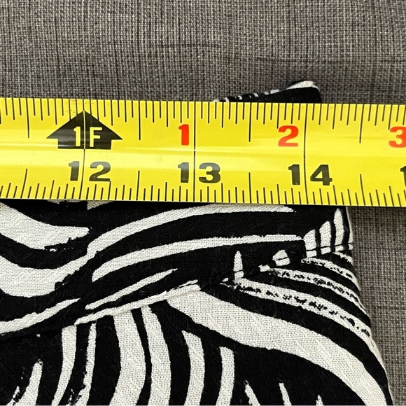 Vero Moda Zebra Patterned Skirt-Elastic Waist-Black/White-Women’s S/Small-Casual - Picture 8 of 10